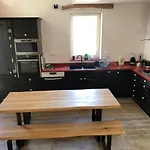 Alojamento de Acomodação e Pequeno-almoço De Marchet